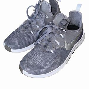 Nike Womens Free TR Gunsmoke Low Top Running Tennis Sneaker Shoes Gray White Siz